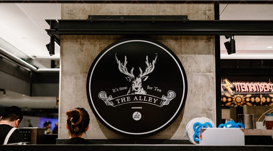 Activities at The Union market: sip a cup of milk tea at The Alley