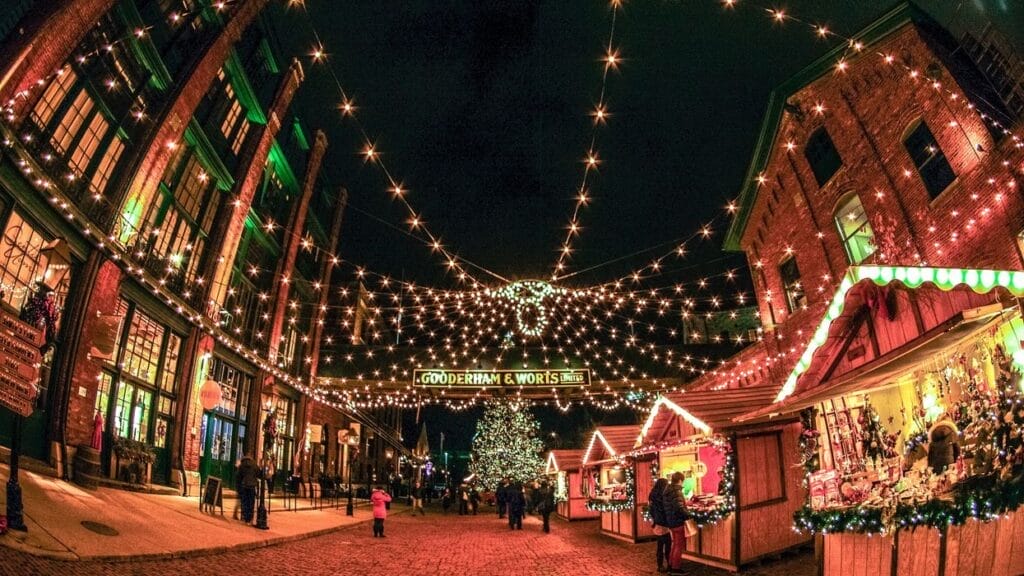 How The Toronto Christmas Market Saved The Distillery District | Toronto | Winter 2025