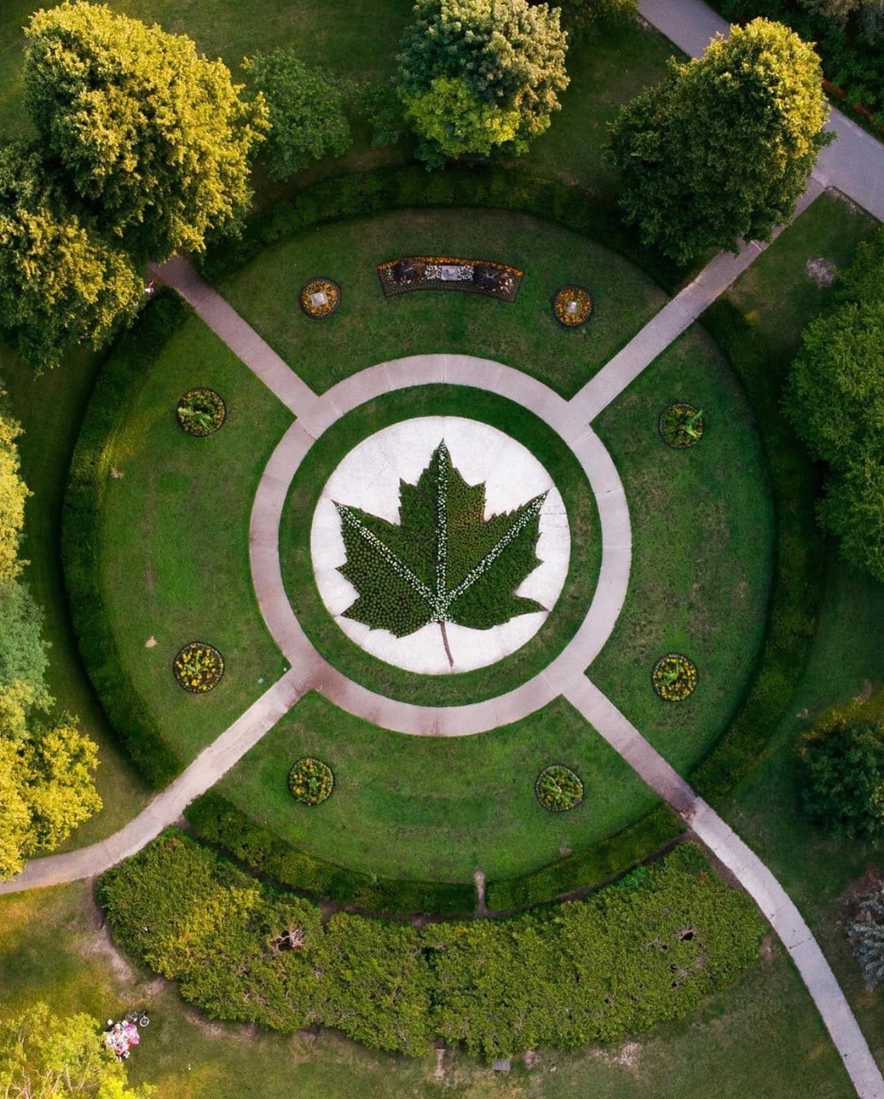 Public Gardens in Toronto