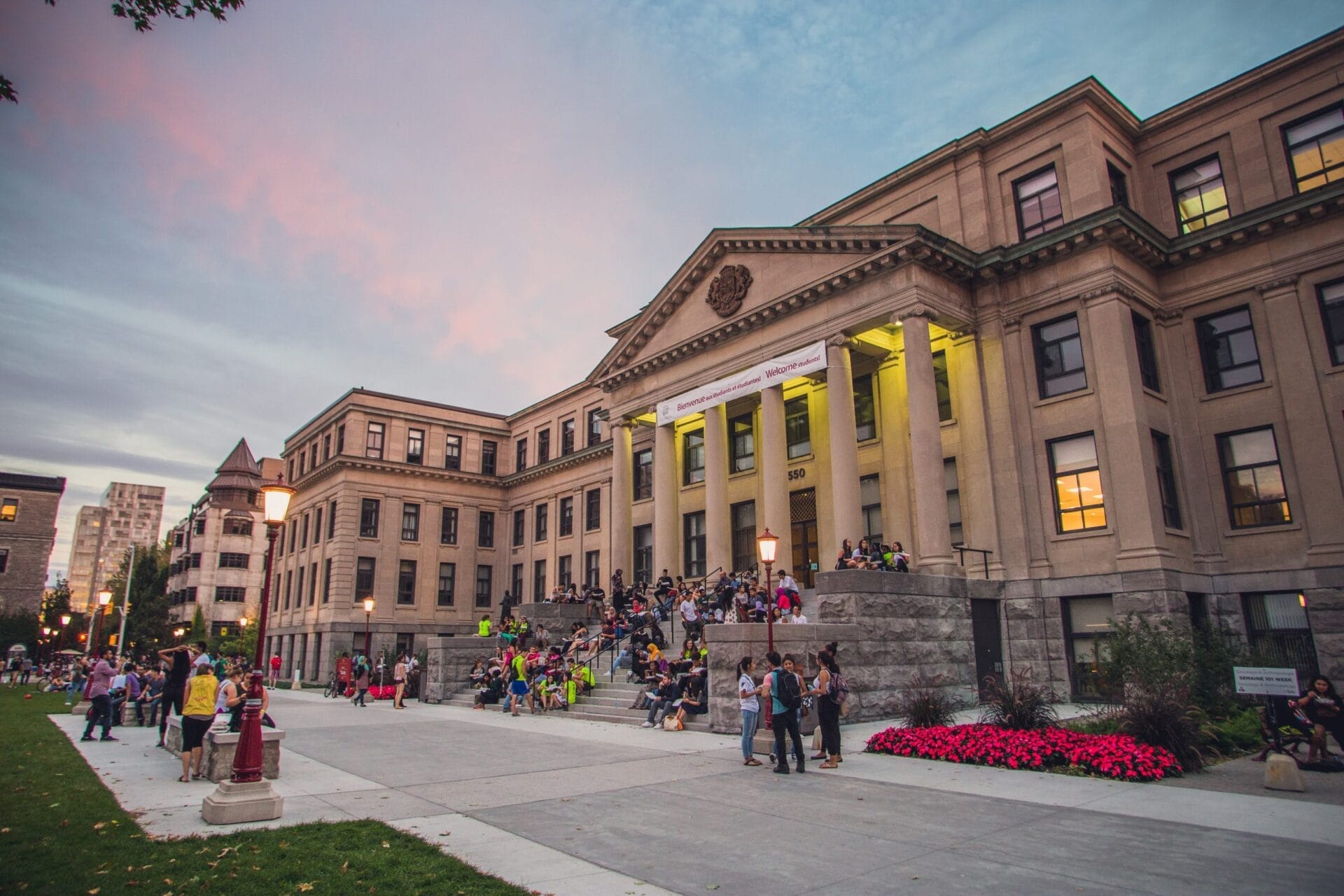Best Colleges & Universities in Ontario