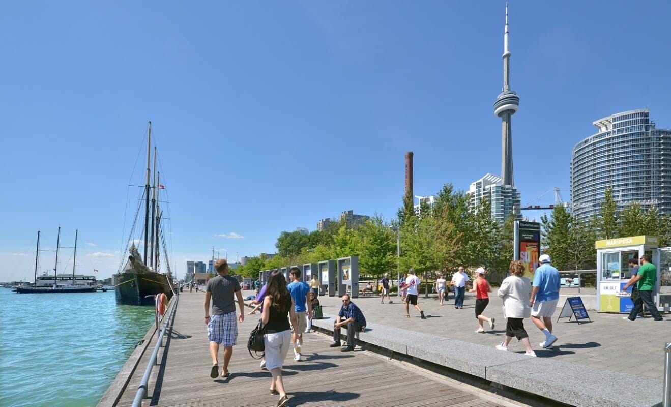 Harbourfront – A Scenic Waterfront Escape | Walkable Neighborhoods