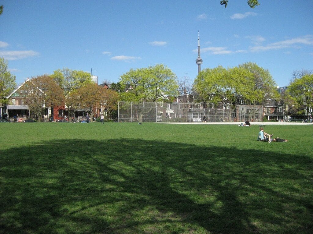 Trinity-Bellwoods – Nature Meets Urban Cool