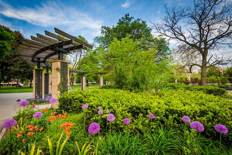 Garden District – Tranquility and Green Spaces in Downtown Toronto