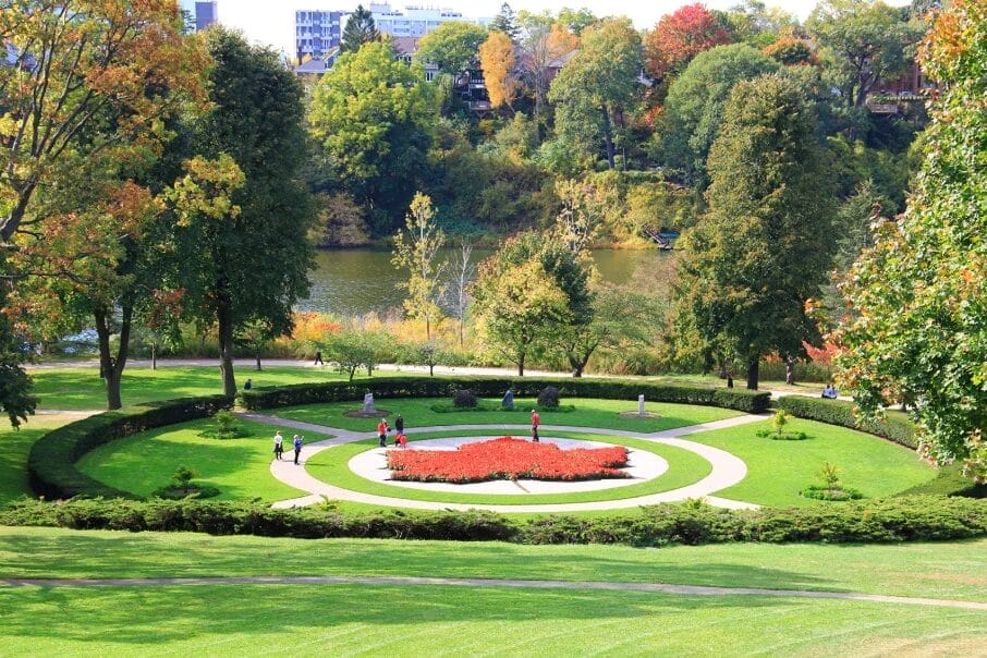 Family-friendly activities: Visit Toronto Zoo