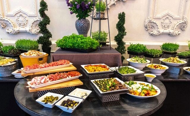 The Omni King Edward Hotel