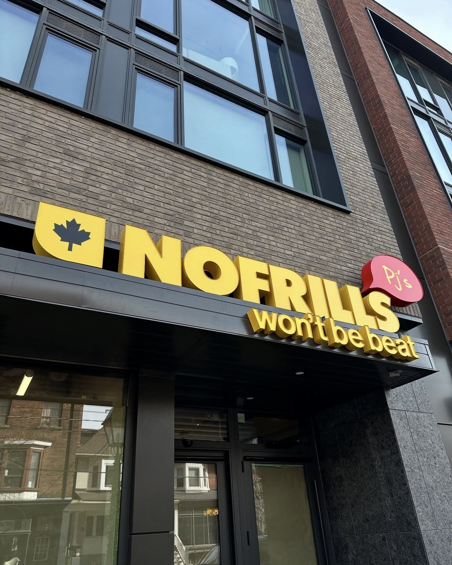 No Frills Store