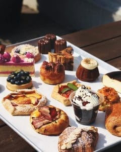 Mother's Day dessert spots in Toronto