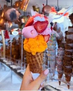 Mother's Day dessert spots in Toronto