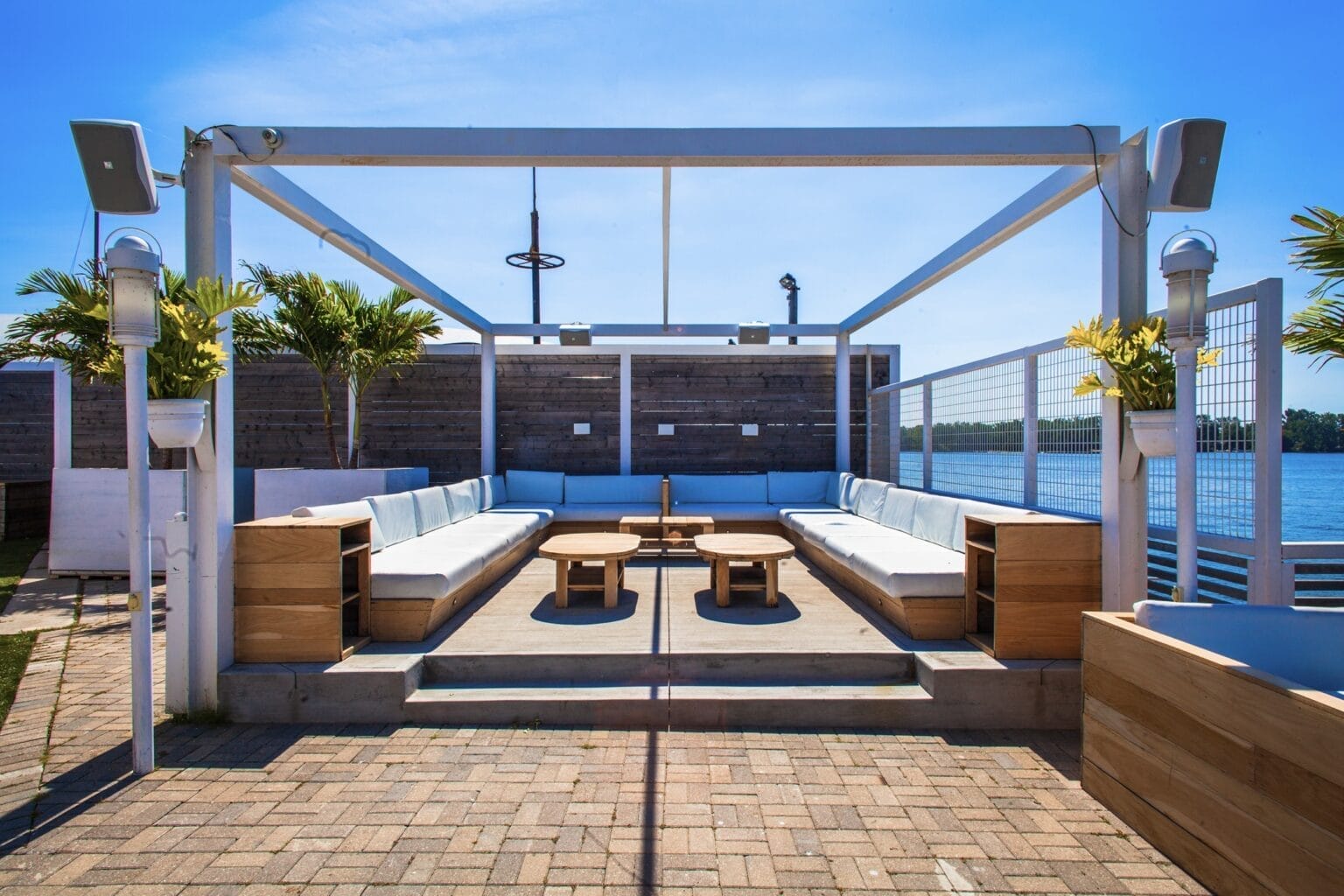 Cabana Pool Bar