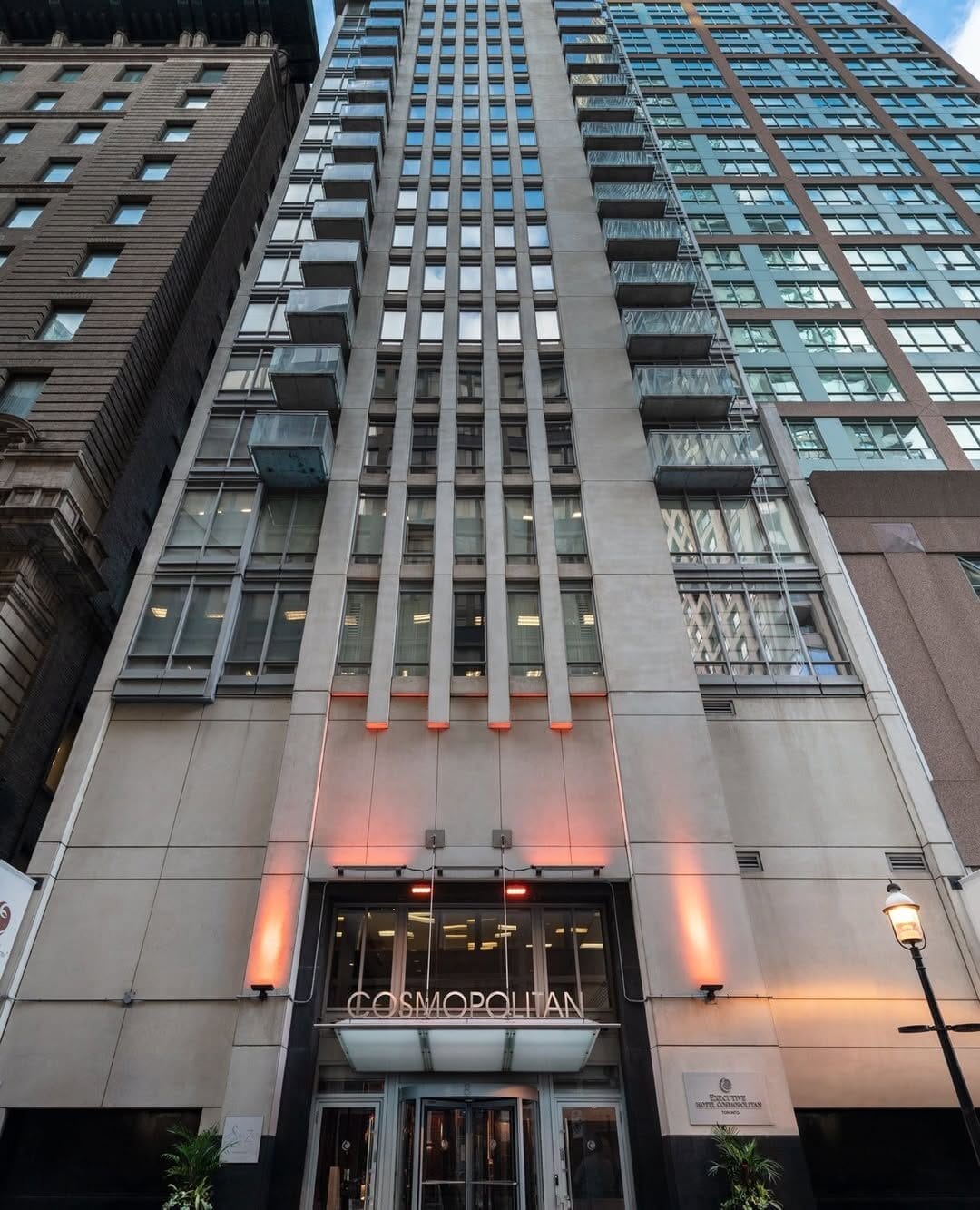 Hotels near CN Tower