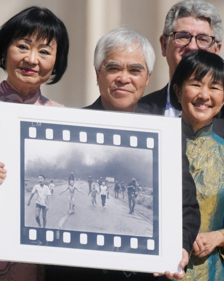 World Press Photo Suspends Credit for Historic ‘Napalm Girl’ Photo