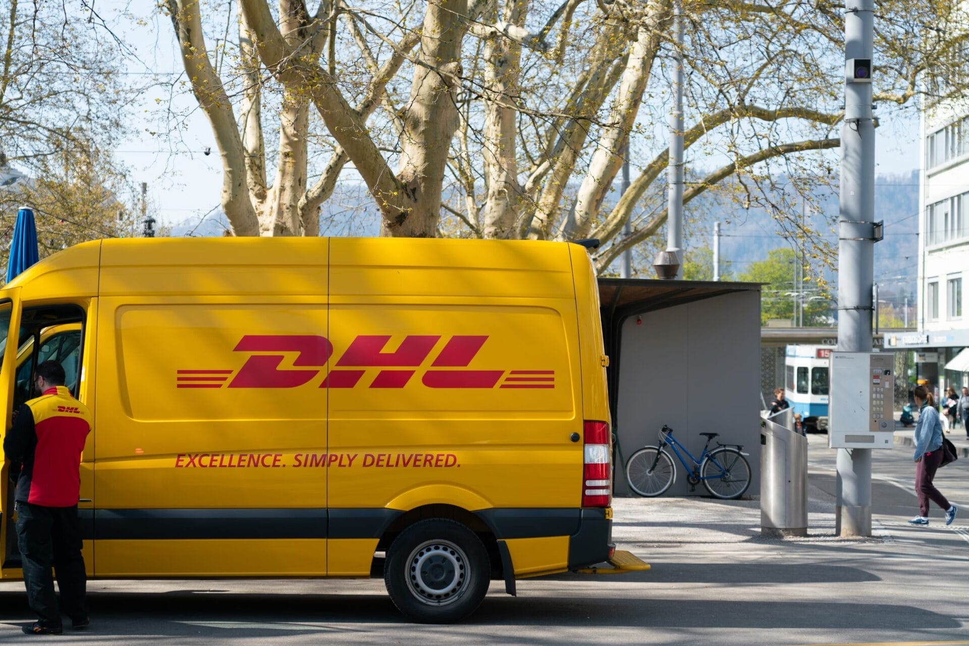 DHL Express 