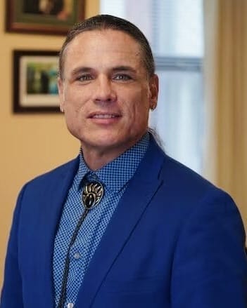 Senator Patrick Brazeau Collapses During Senate Debate on Major Projects Bill