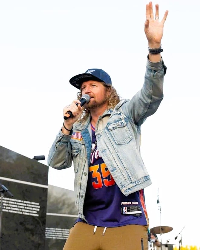 Parks Canada Cancels MAGA Musician’s Sean Feucht Halifax Concert Over Safety Fears