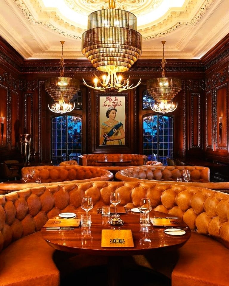 15+ Best Thanksgiving Dinners in Toronto 2025 (For Dine-In & Takeout)