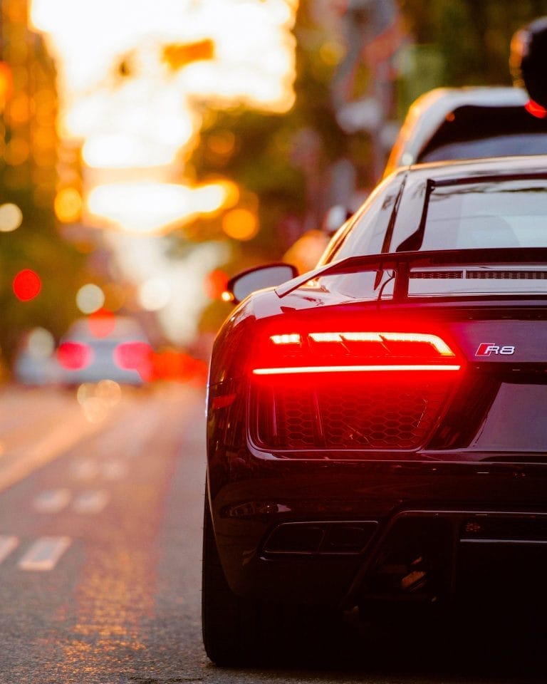 How to Find the Best Parking in Downtown Toronto (Apps, Garages, & Street Rules)