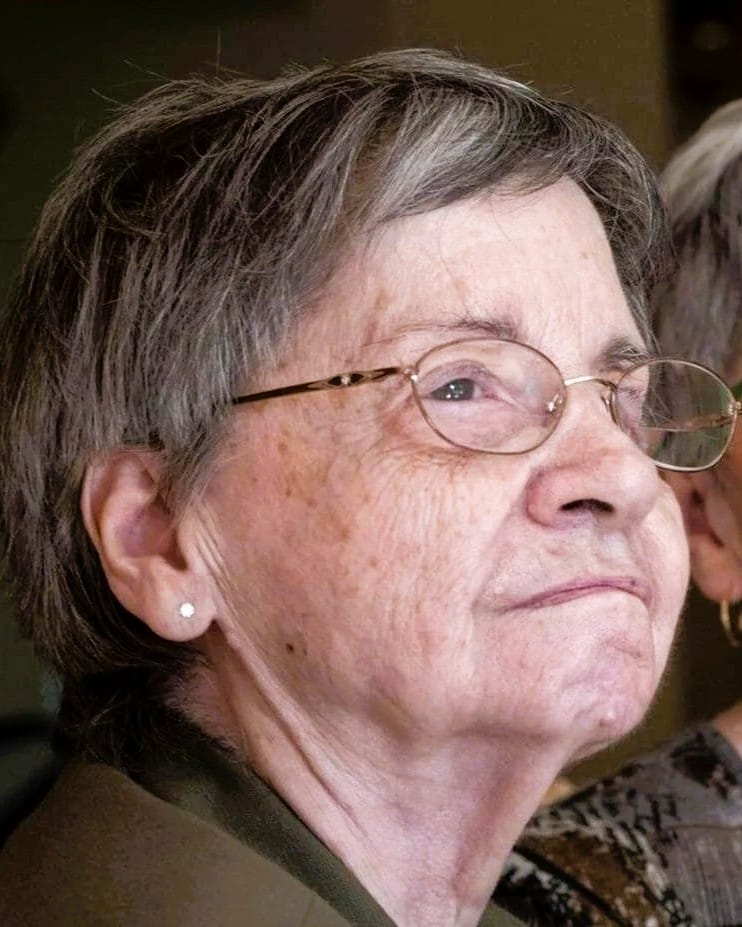 Cécile Dionne, One of the Historic Dionne Quintuplets, Dies at 91