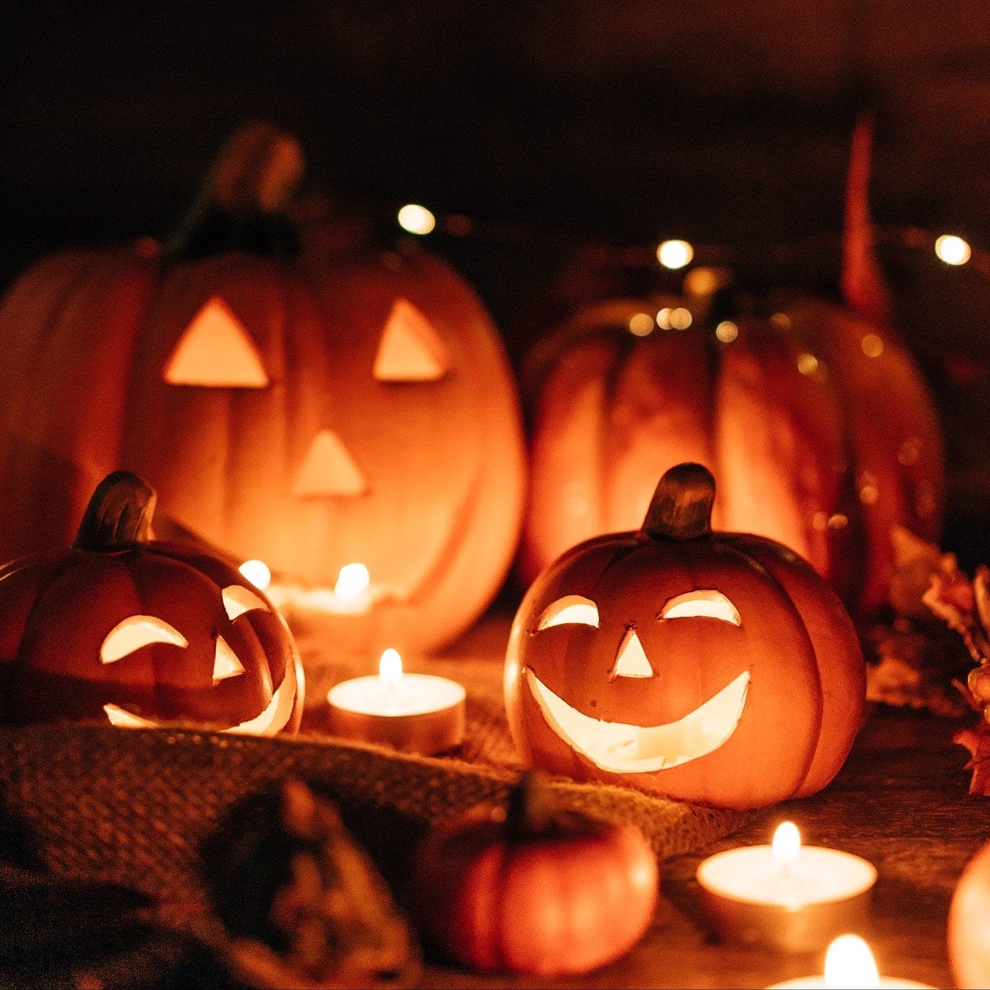 Halloween Date Ideas in Toronto
