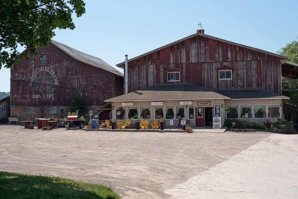 Puddicombe Estate Farm & Winery 
