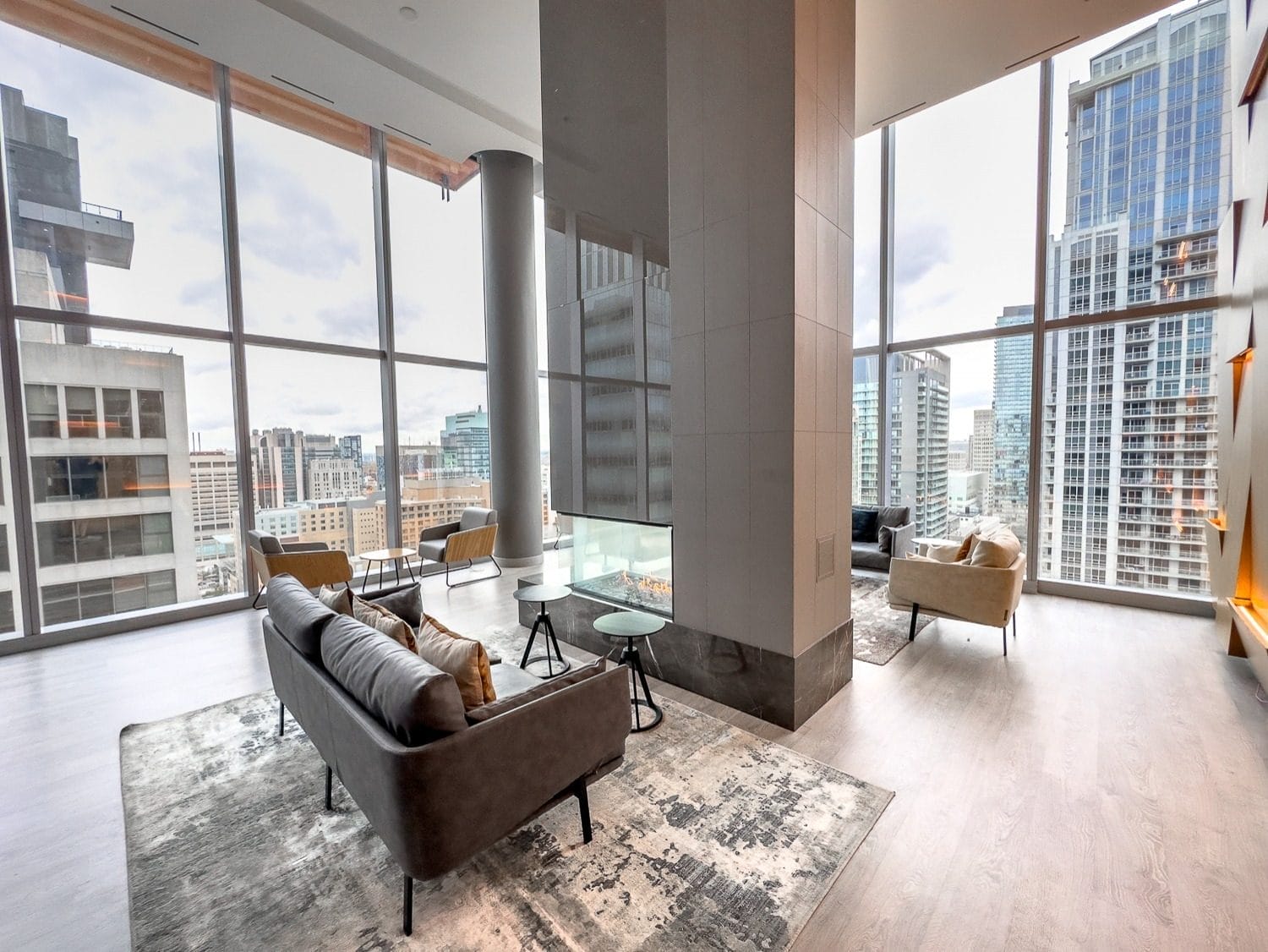 Short-Term Rentals in Toronto