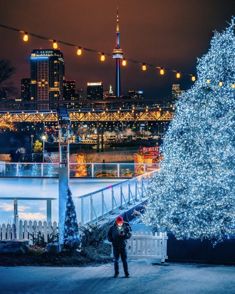 How to Book Cheap Hotels in Toronto This Winter (2025-2026 Guide)