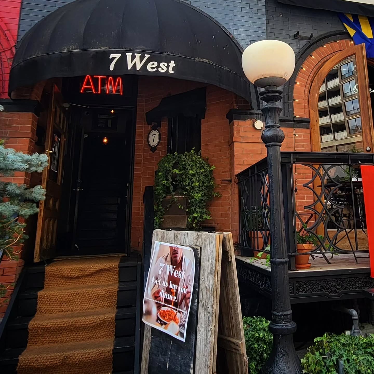 Restaurants open Christmas Day Toronto