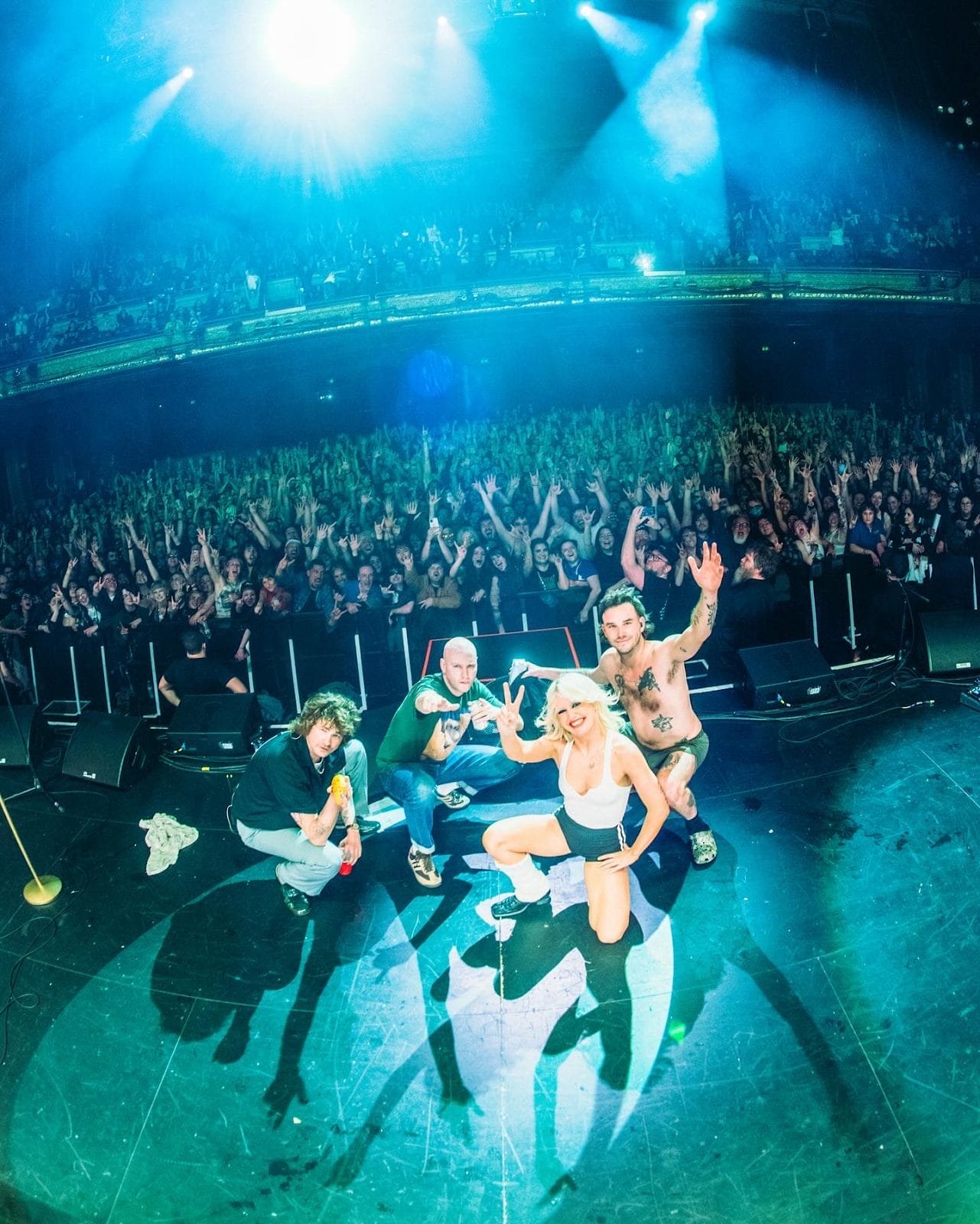 Amyl and The Sniffers